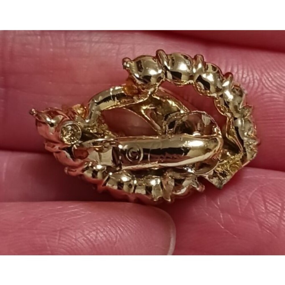 Vintage 50s Signed CORO Pegasus Gold Tone Rhinestone Clip-On Earrings Retro Glam - Picture 5 of 5